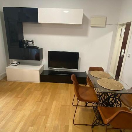 Comfortable Flat In Paseo Del Prado Atocha-Almd8 Madrid Exterior photo